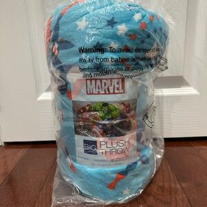 Oversized Marvel Superhero Plush Throw Blanket